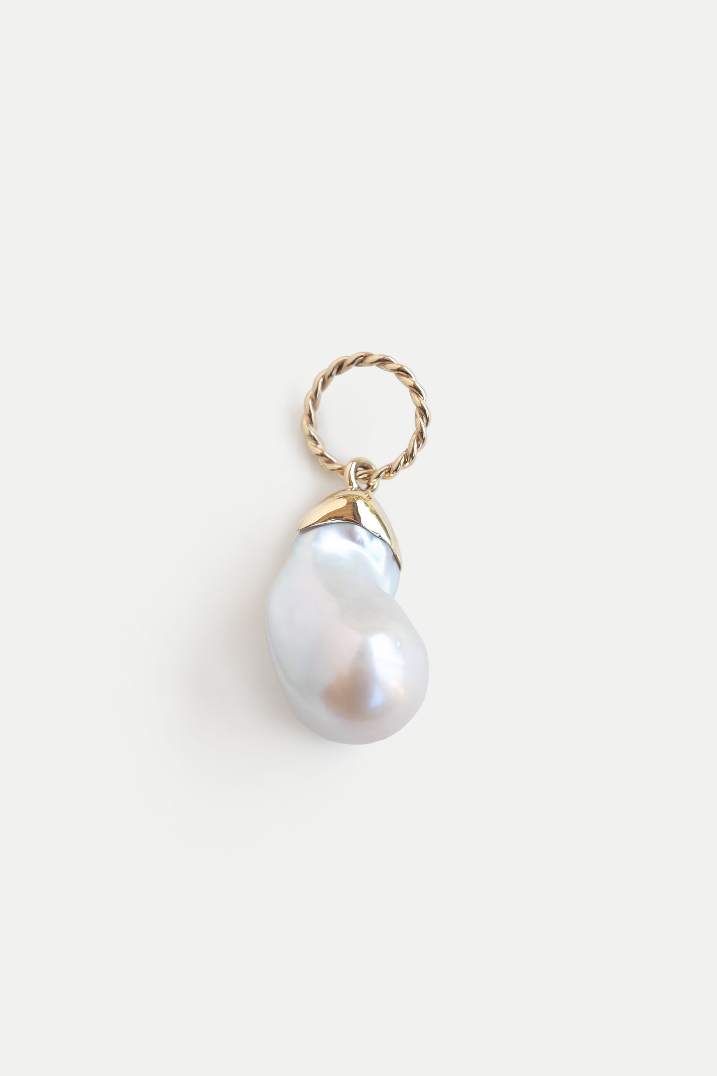 Baroque Pearl Pendant with a Twist