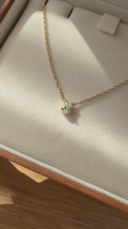 The Pear Diamond Necklace