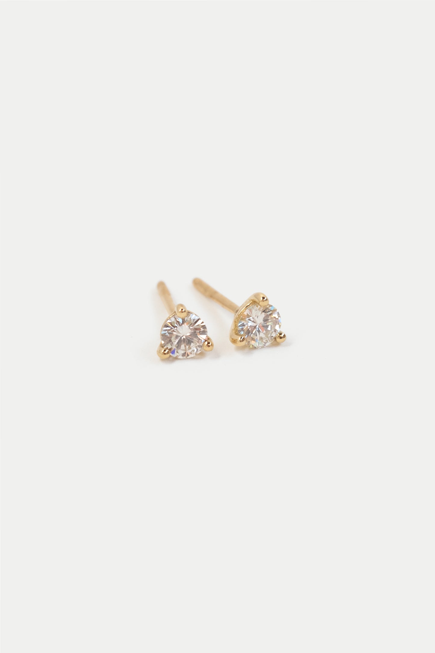 Round Diamond Studs